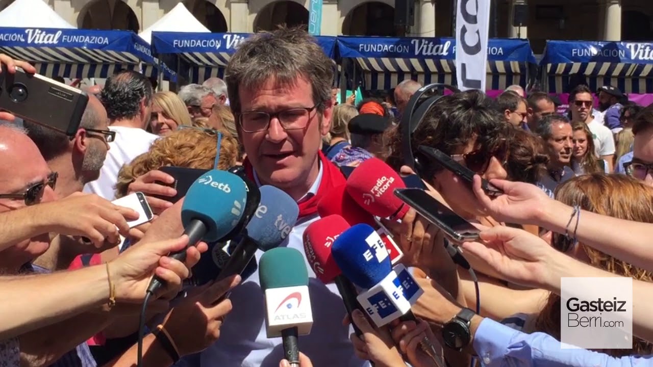Concentración contra las ultimas agresiones machistas denunciadas en VItoria-Gasteiz