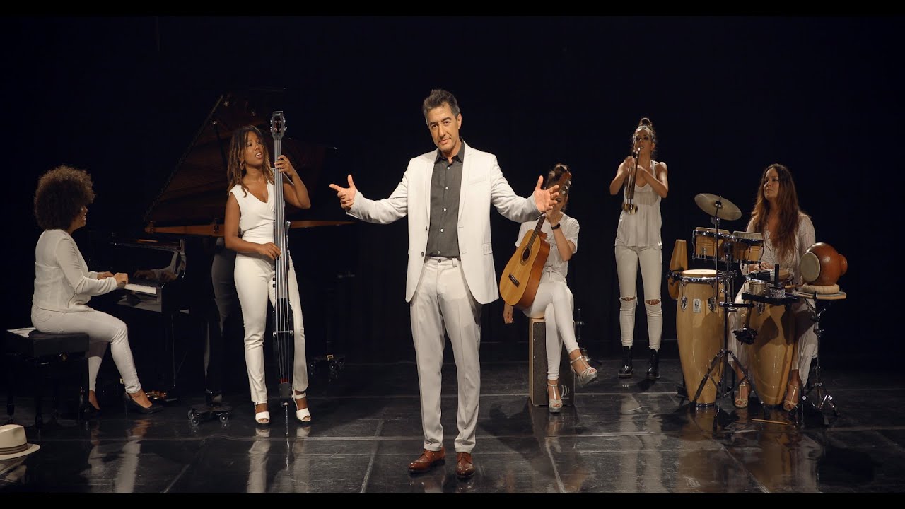 Hombres Necios - Mujeres de carne y verso - Juan Valderrama