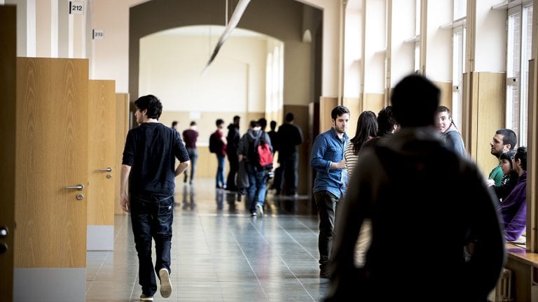 Euskera no contará para 25 alumnos de la PAU por la polémica de los ceros