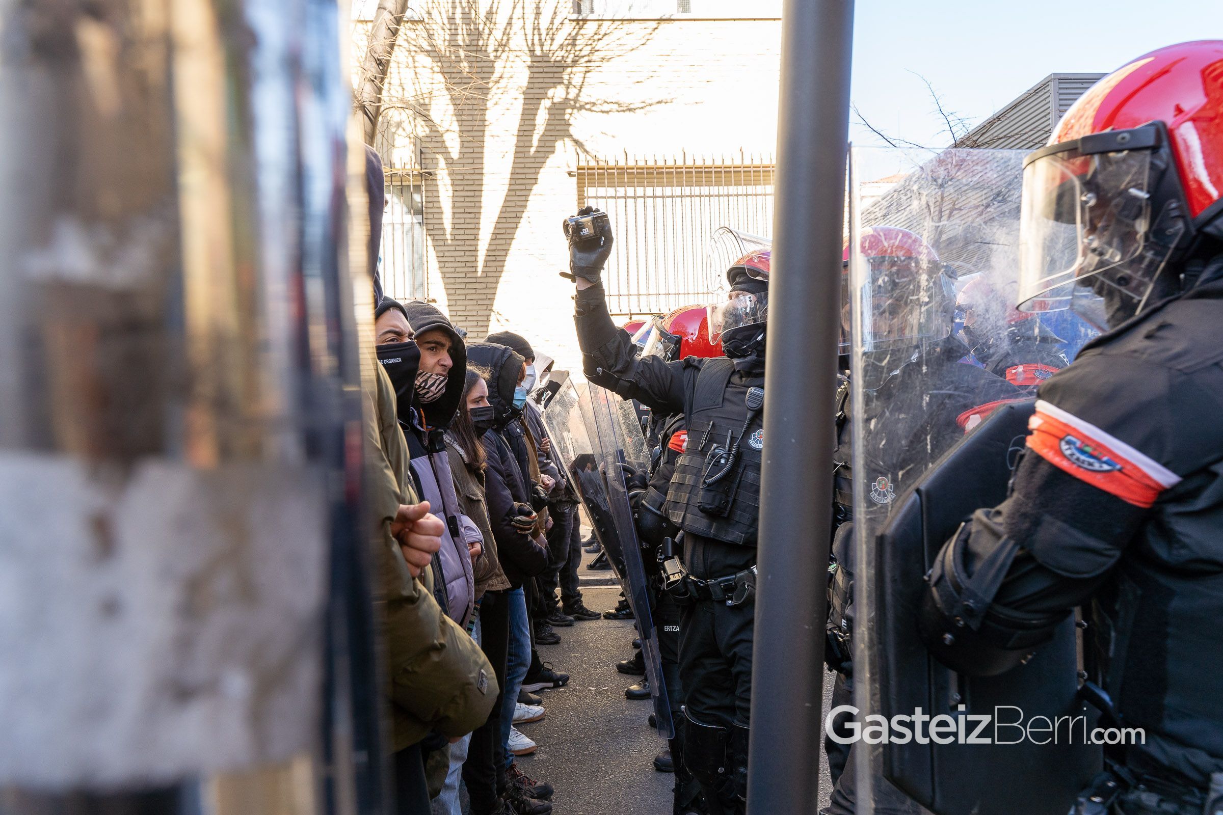 Desalojo Centro Socialista de Gasteiz
