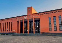 La EHU entra en “parálisis” y exige 607 millones a Lakua: “Sobrevivir no puede ser el objetivo” EHU