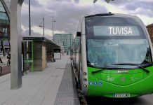 Un vehículo "BEI" del servicio de autobuses urbano de Vitoria-Gasteiz TUVISA