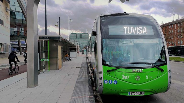 Álava quiere unir Tuvisa, BEI, tranvía y Alavabus con una tarifa integrada