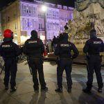 La Ertzaintza vigila la celebración del pase de Marruecos a cuartos de final en Vitoria-Gasteiz