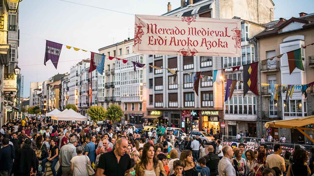 MERCADO MEDIEVAL VITORIA