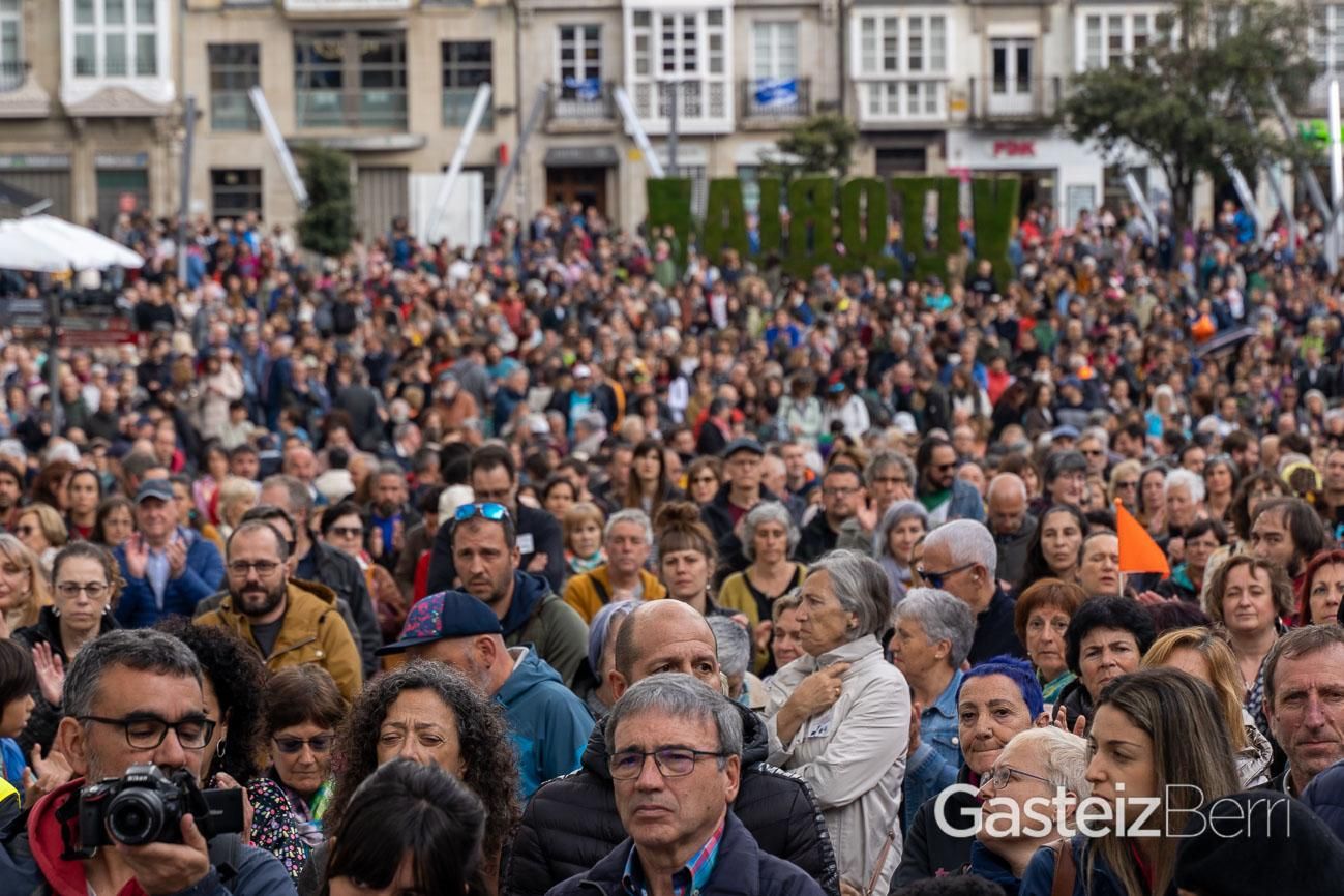 Manifestacion-Contra-el-desmantelamiento-de-Osakidetza-Vitoria1-2-21
