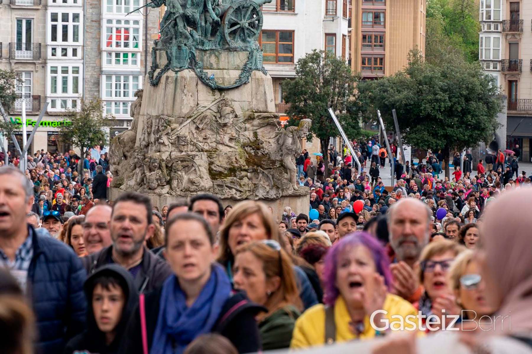FOTO HUELGA VITORIA