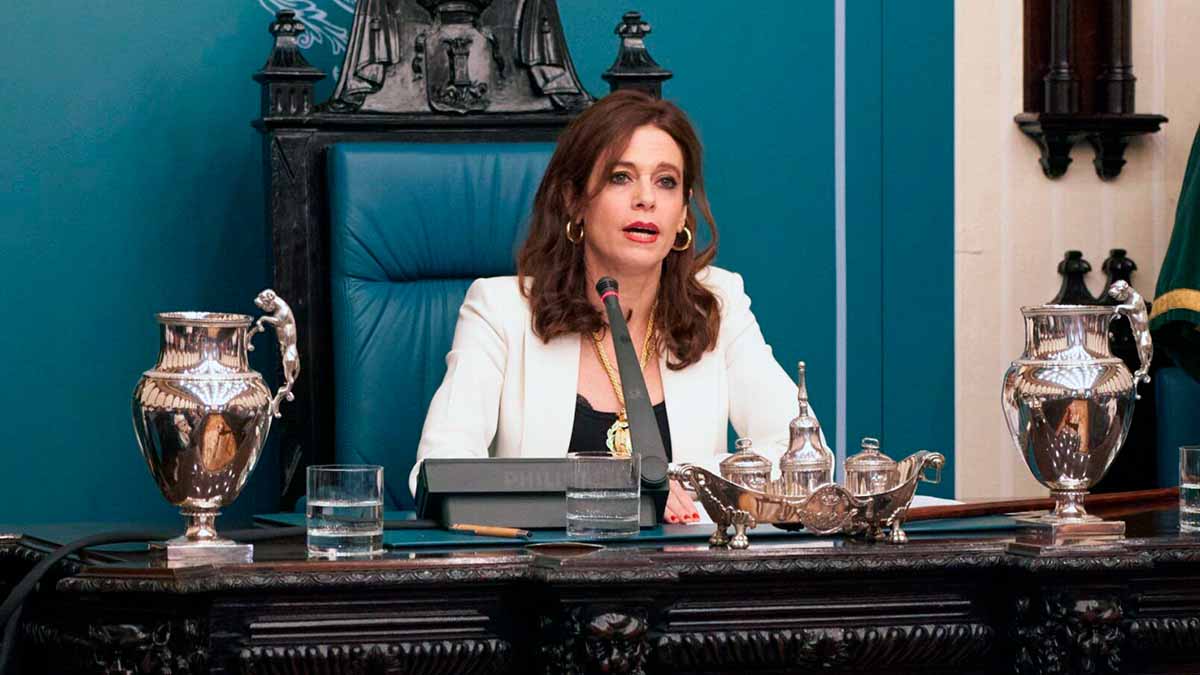 MAIDER ETXEBARRIA ALCALDESA