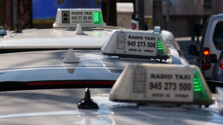 Los taxistas respaldan la ordenanza del taxi en Vitoria