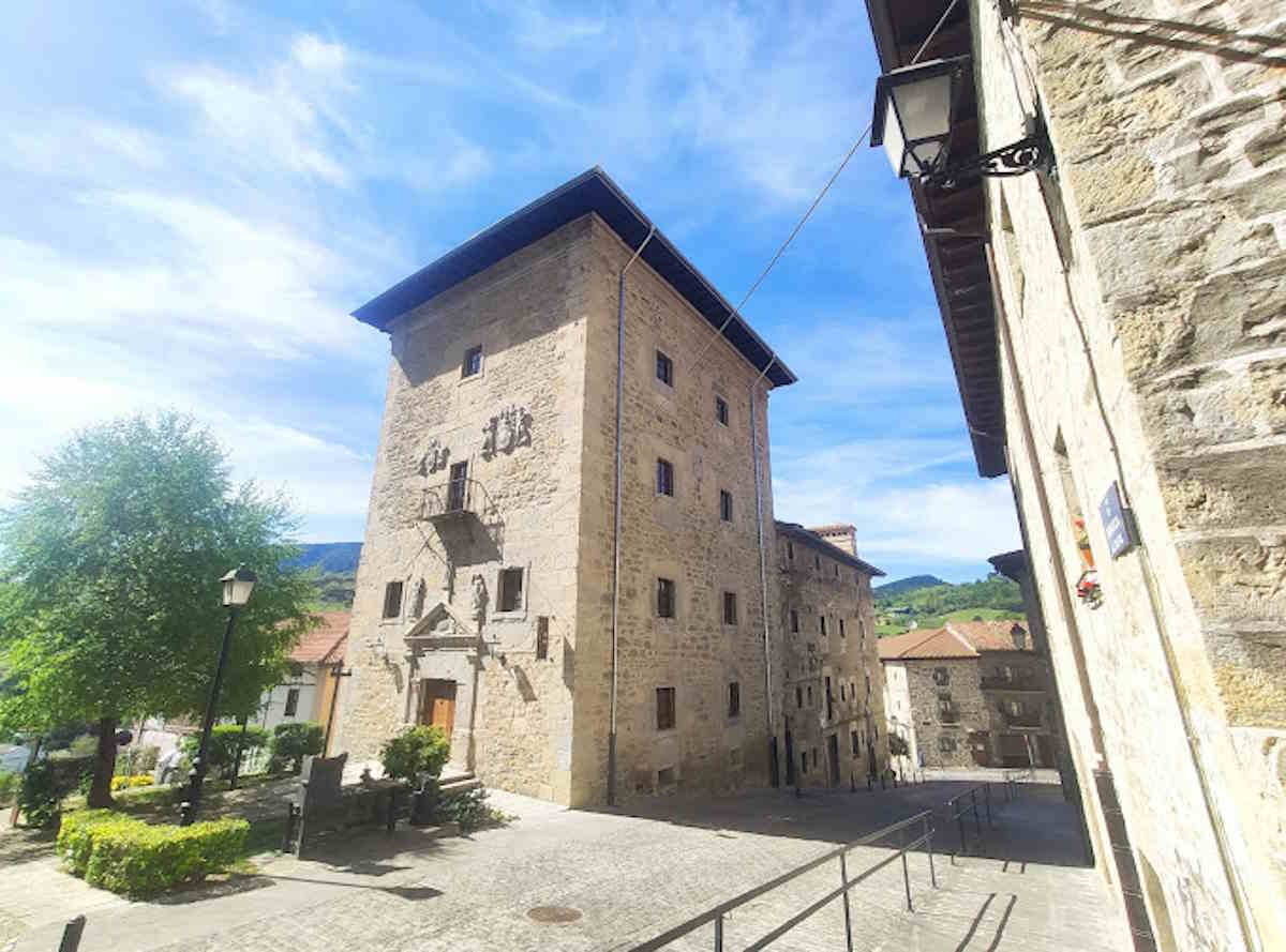 Casa-Torre de los Ortiz de Molinillo y Velasco