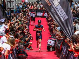 Atleta corriendo en carrera Ironman