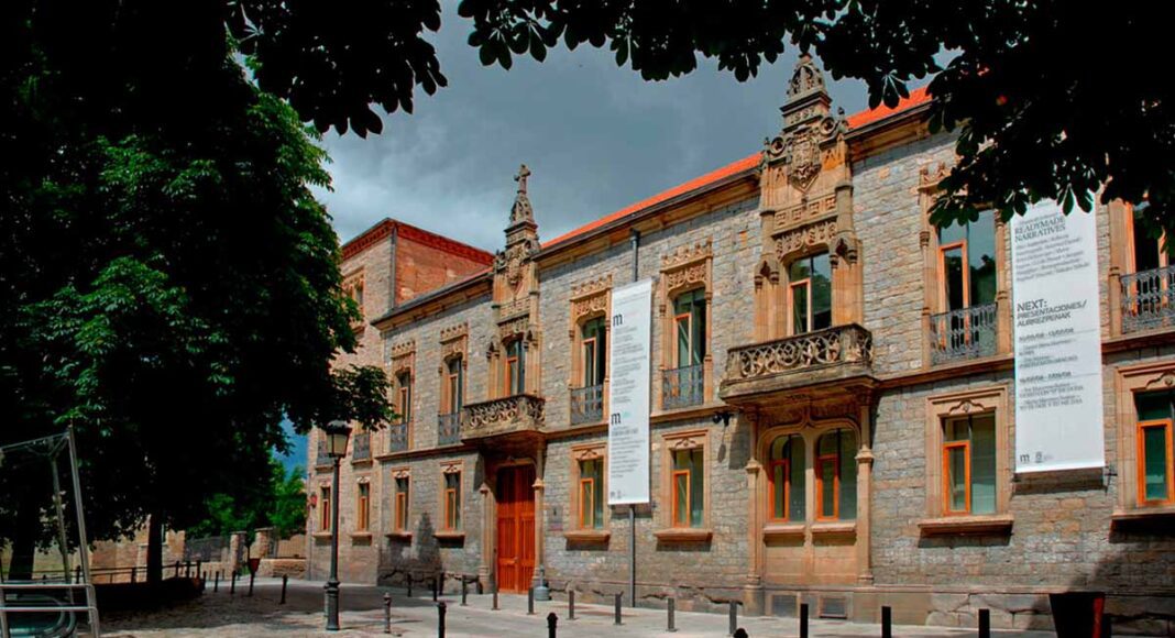 Exterior del Centro Cultural Montehermoso