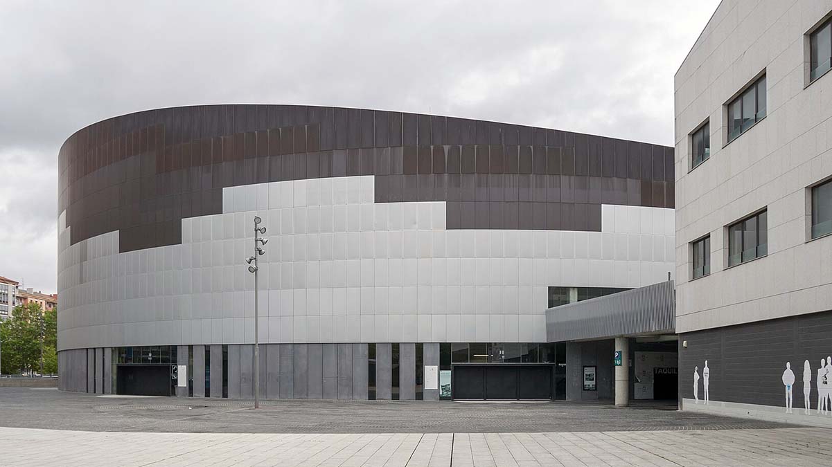 IRADIER ARENA