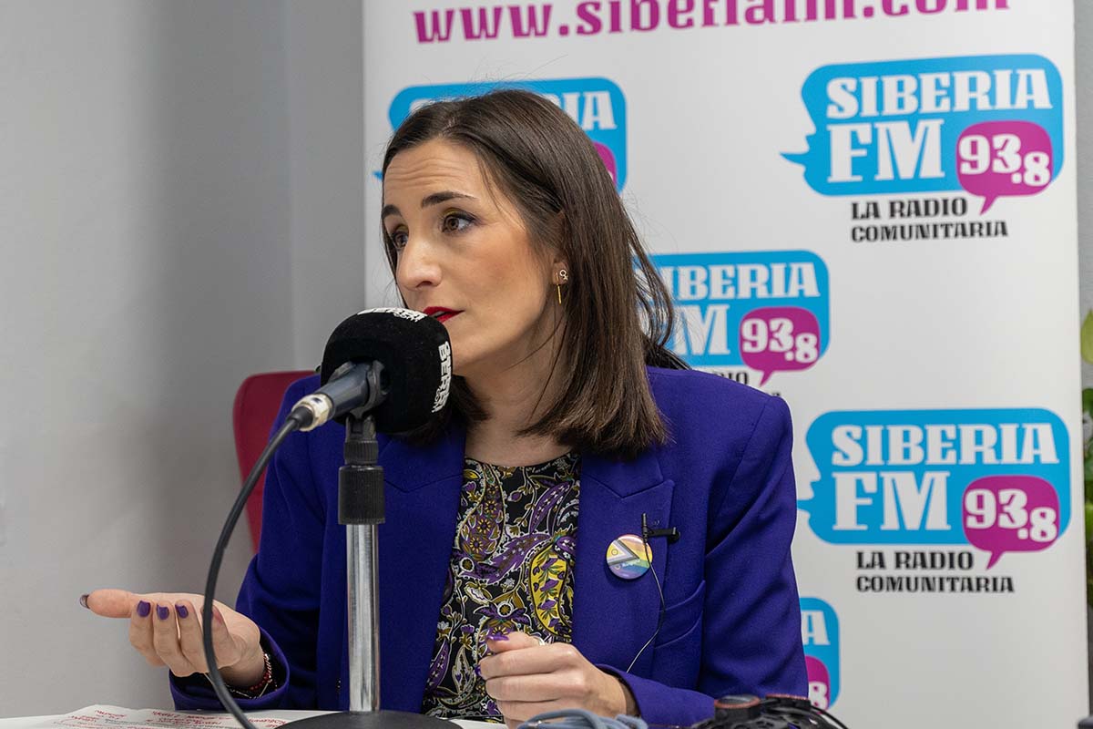 Garbiñe Ruiz, portavoz de Elkarrekin en el Ayuntamiento de Vitoria, durante la entrevista en el programa de radio de GasteizBerri.