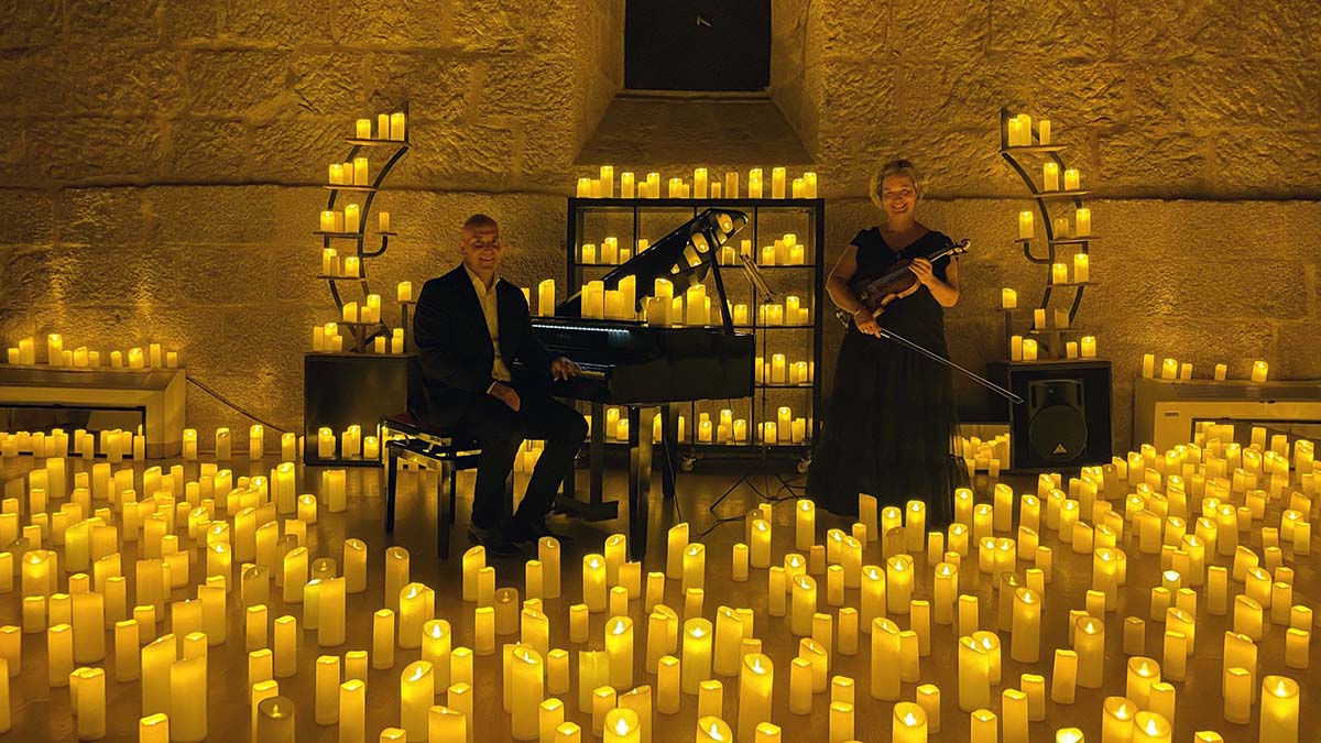 A la luz de las velas