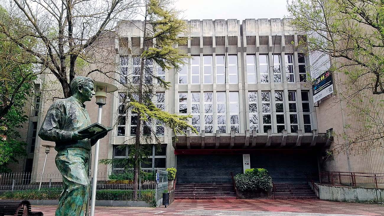 Casa_de_Cultura_Ignacio_Aldecoa