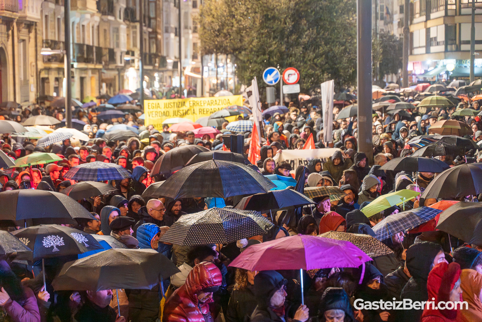 Después de las declaraciones del Vaticano, Martxoak 3 critica que Gogora no ha convocado las reuniones prometidas para definir los contenidos del Memorial
