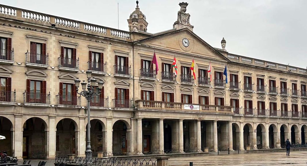 Fachada del Ayuntamiento de Vitoria