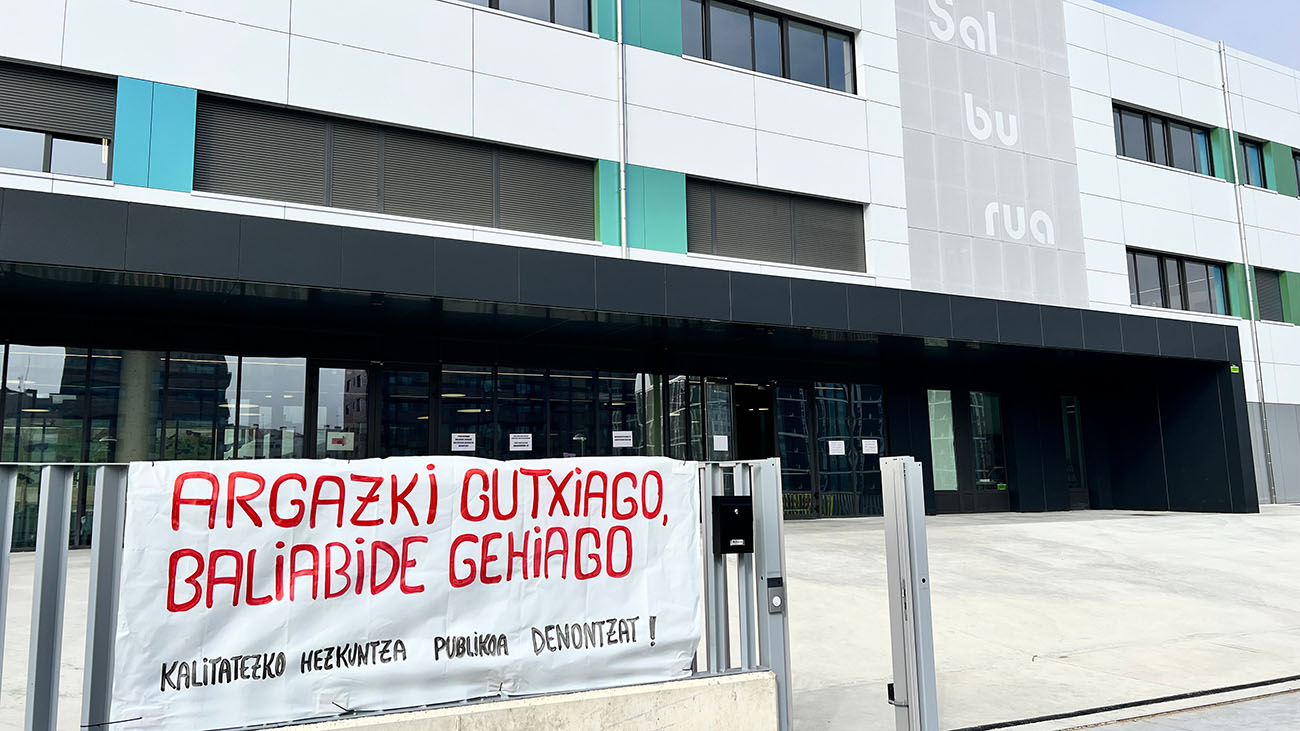 IES SALBURUA