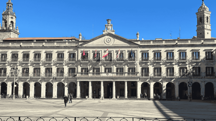 Fachadada del Ayuntamiento | GB