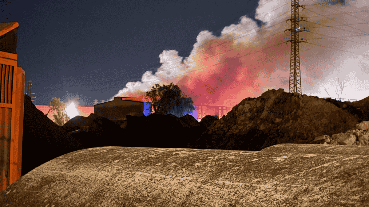 Incendio planta reciclaje Onaindia | Imagen: Alex García.