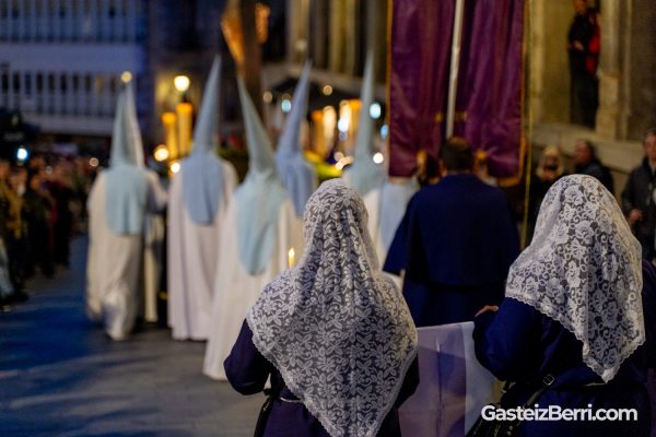 PROCESION VIERNES SANTO 2025 VITORIA-GASTEIZ-36 procesion viernes santo 2025 vitoria gasteiz 36