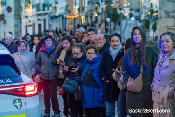 PROCESION VIERNES SANTO 2025 VITORIA-GASTEIZ-4 procesion viernes santo 2025 vitoria gasteiz 4