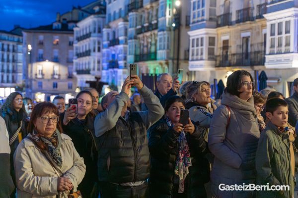 PROCESION VIERNES SANTO 2025 VITORIA-GASTEIZ-42 procesion viernes santo 2025 vitoria gasteiz 42