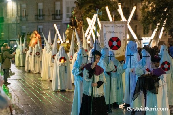 PROCESION VIERNES SANTO 2025 VITORIA-GASTEIZ-55 procesion viernes santo 2025 vitoria gasteiz 55
