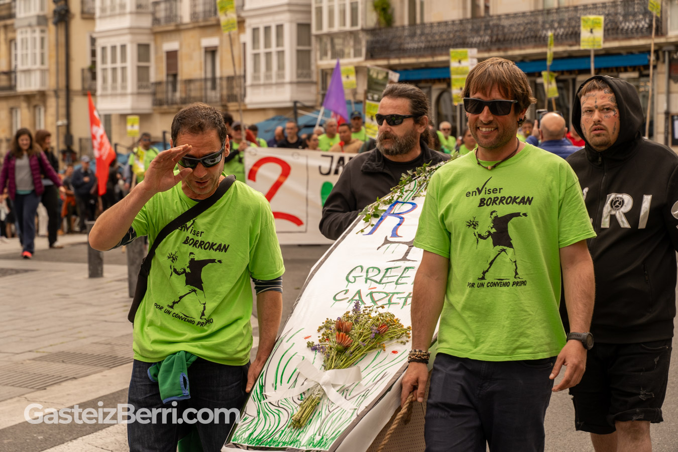 jardineros en lucha manifestacion enviser vitoria (11 of 17)