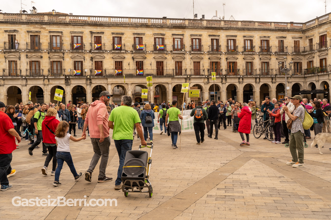 jardineros en lucha manifestacion enviser vitoria (4 of 17)