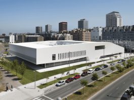 centro civico salburua