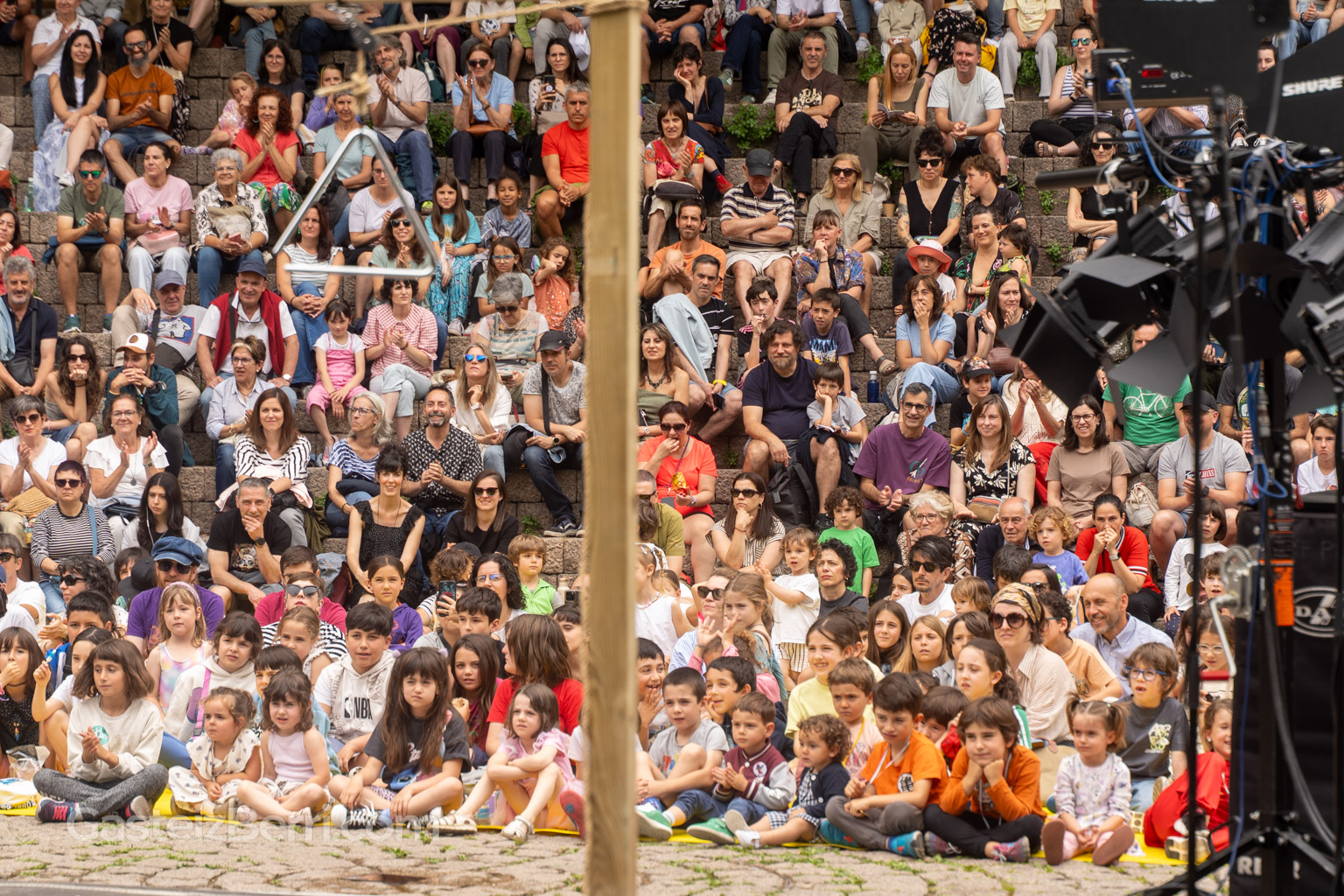 Galería de fotos de KaldeArte 2025 en Vitoria-Gasteiz 3 kaldearte 2025 30