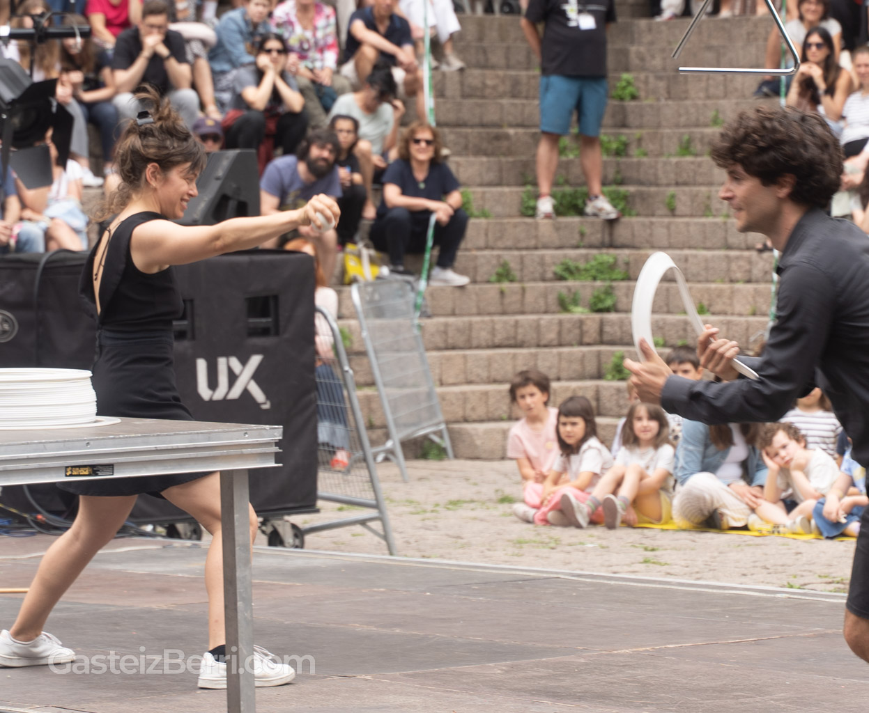Galería de fotos de KaldeArte 2025 en Vitoria-Gasteiz 34 kaldearte 2025 33