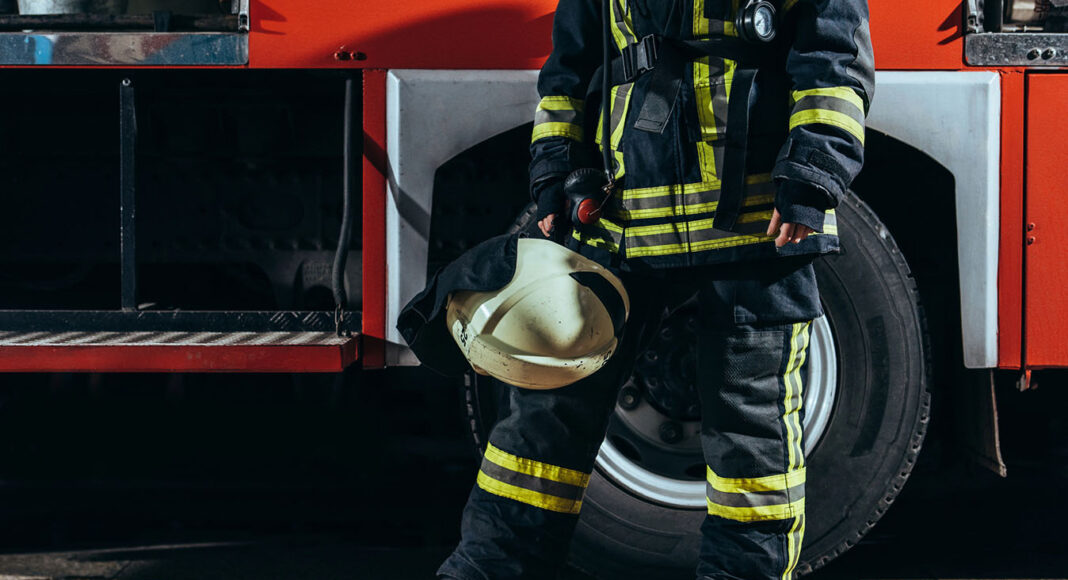 bomberos foto de depositphotos