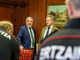 Cesar fernandez de landa y bingen zupiria 2025-07-17_Gasteizko_segurtasun_batzordea__5_