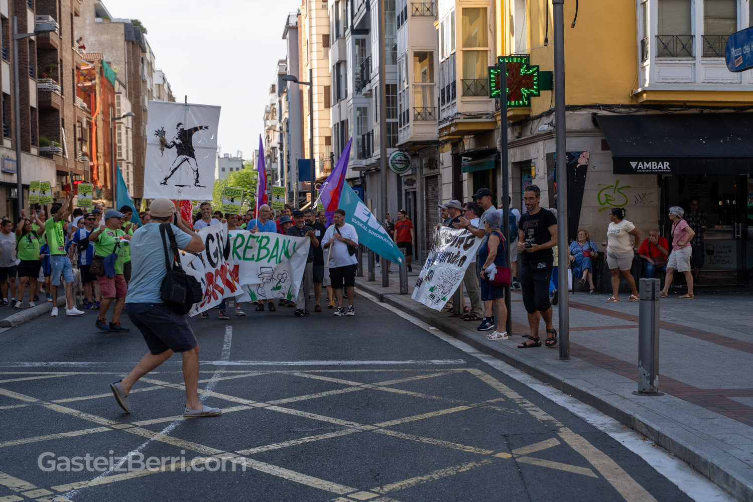 huelga jardineros vitoria-gasteiz 100 dias manifestacion enviser-18
