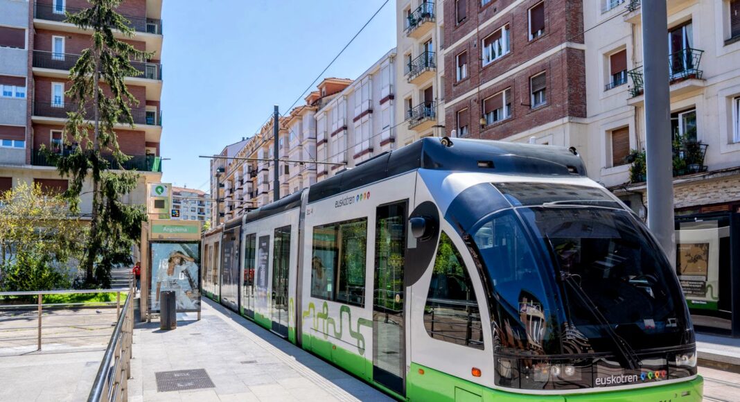 tranvia vitoria durante el gran apagon de 2025