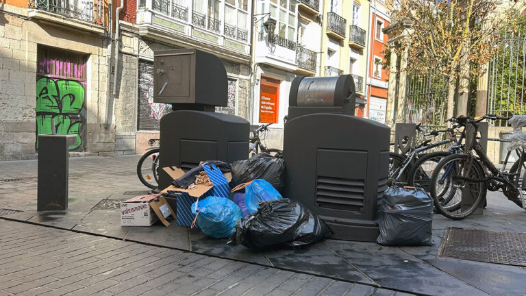 Un fallo de seguridad en la Mesa de Contratación compromete el contrato de basuras de 385 millones