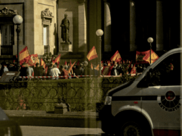 Concentración de Falange en Vitoria el pasado 12 de octubre | Imagen: Mikel Bejarano