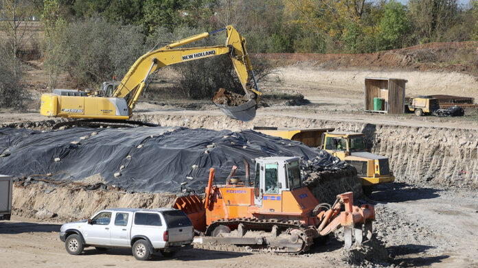 Obras en el año 2022 en las antiguas graveras de Lasarte