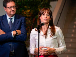 Maider Etxebarria durante un acto en la Cumbre Global de la Alianza para el Gobierno Abierto celebrada en Vitoria-Gasteiz.