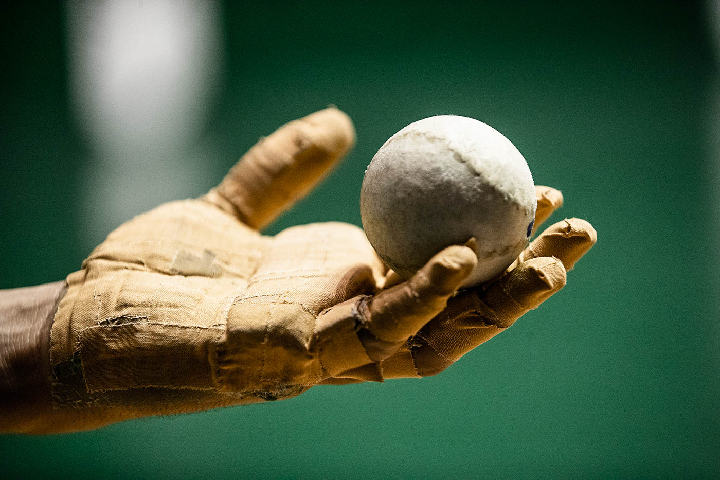 pelota a mano