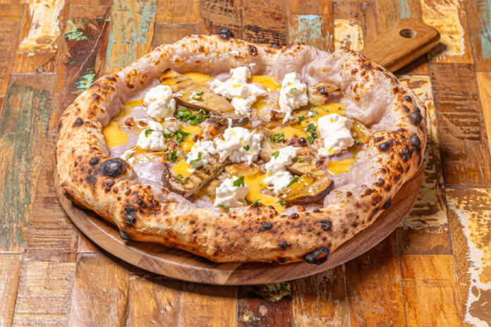 La pizza ganadora de la mejor pizza de Euskadi, la Basoa de Dottor Pizza en Vitoria-Gasteiz