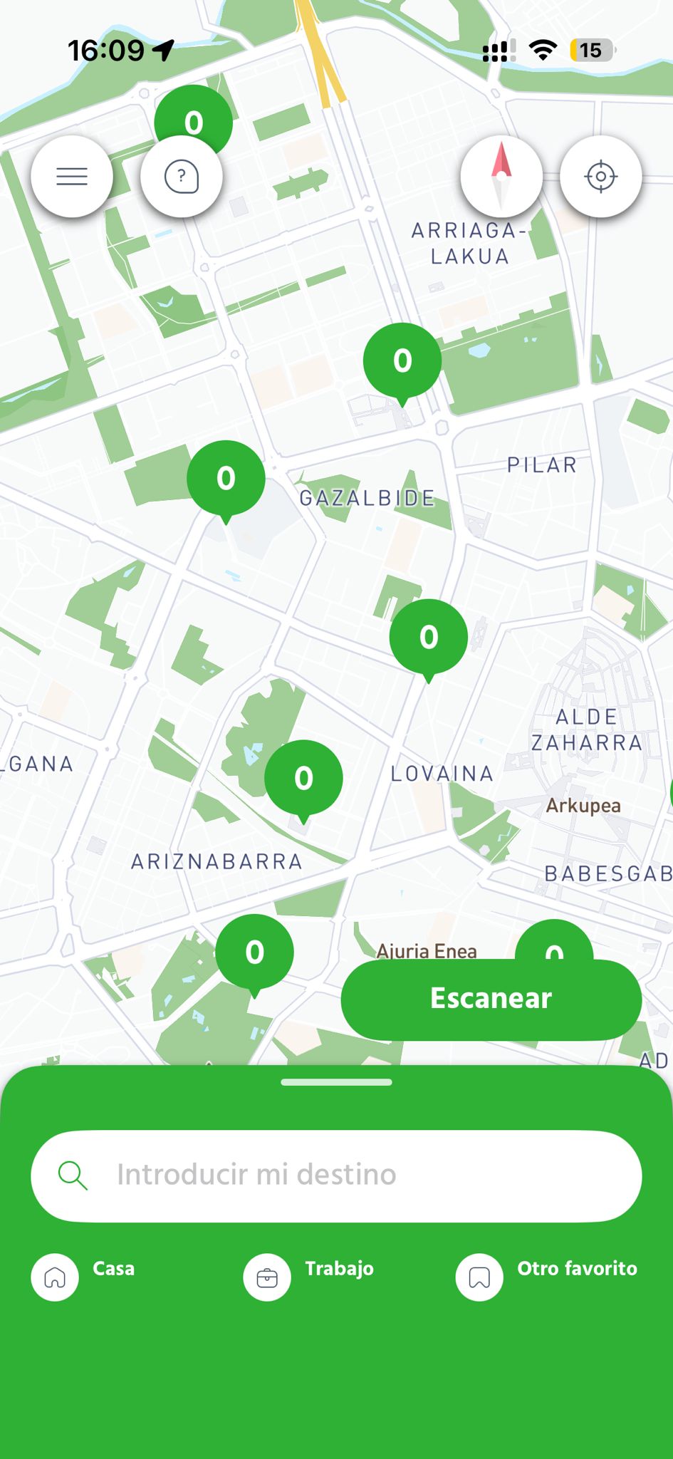 La aplicación muestra en tiempo real la disponibilidad de bicicletas en cada estación, indicada con un número sobre cada punto del mapa.