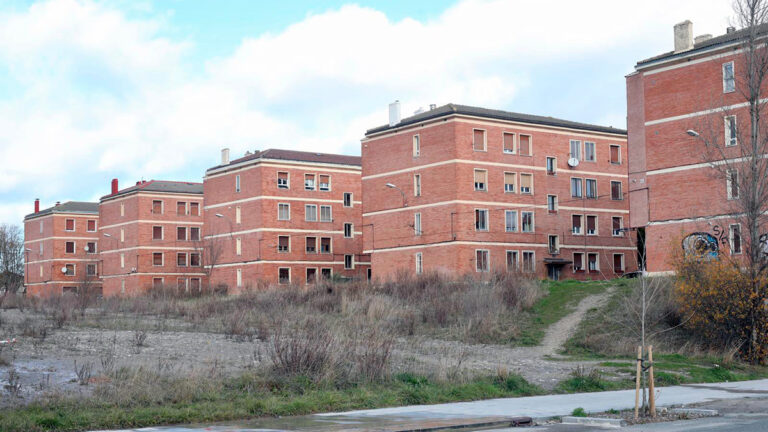 El Ayuntamiento defiende que desde 2023 se han construido 2.600 viviendas en Vitoria
