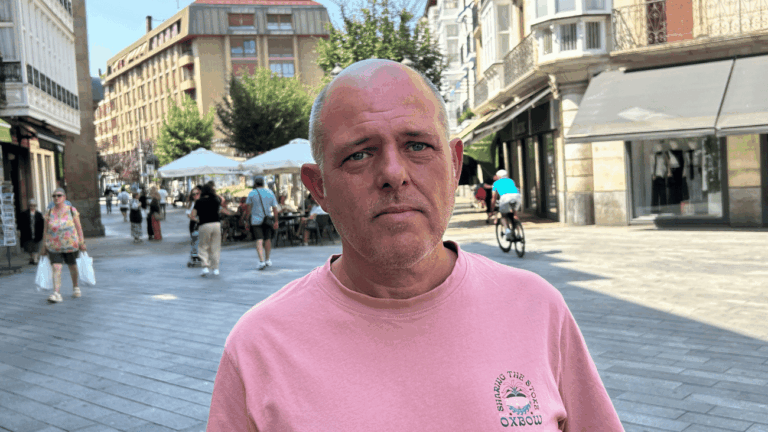 Rubén Rico, presidente de AIDTTAX, acusa al Ayuntamiento de «poner al taxi a los pies de los caballos»