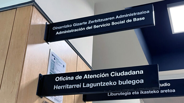 Vitoria tramita 1.374 certificados para la regularización de migrantes